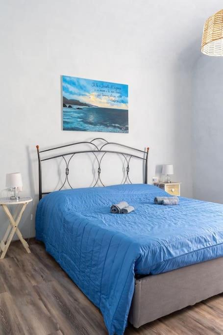 Casa Vacanze L'Angolo Fiorito Bettolle Ngoại thất bức ảnh