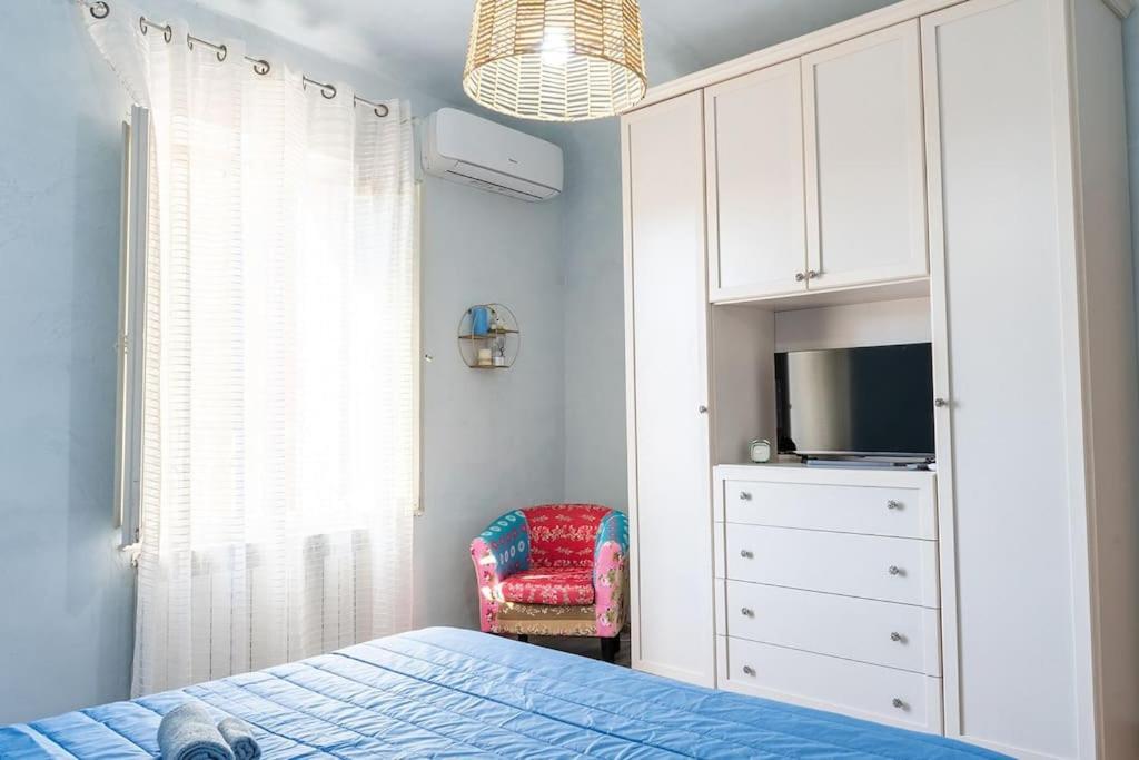 Casa Vacanze L'Angolo Fiorito Bettolle Ngoại thất bức ảnh